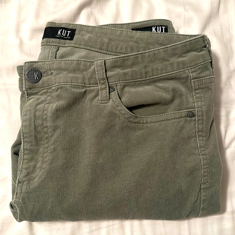 Kut from the Kloth petite high rise corduroy pants in style “FAB AB SKINNY”